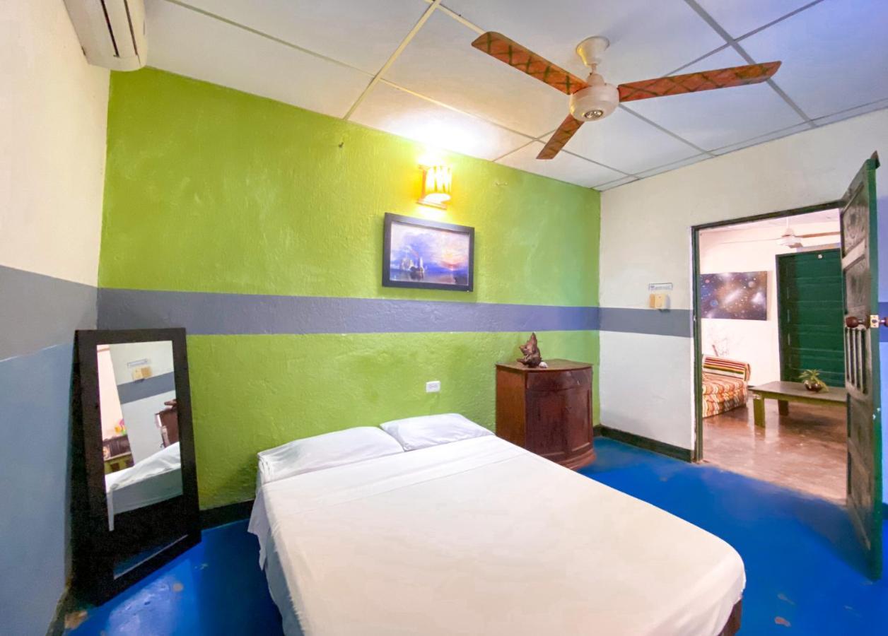 Hostel Villa Mary タガンガ エクステリア 写真